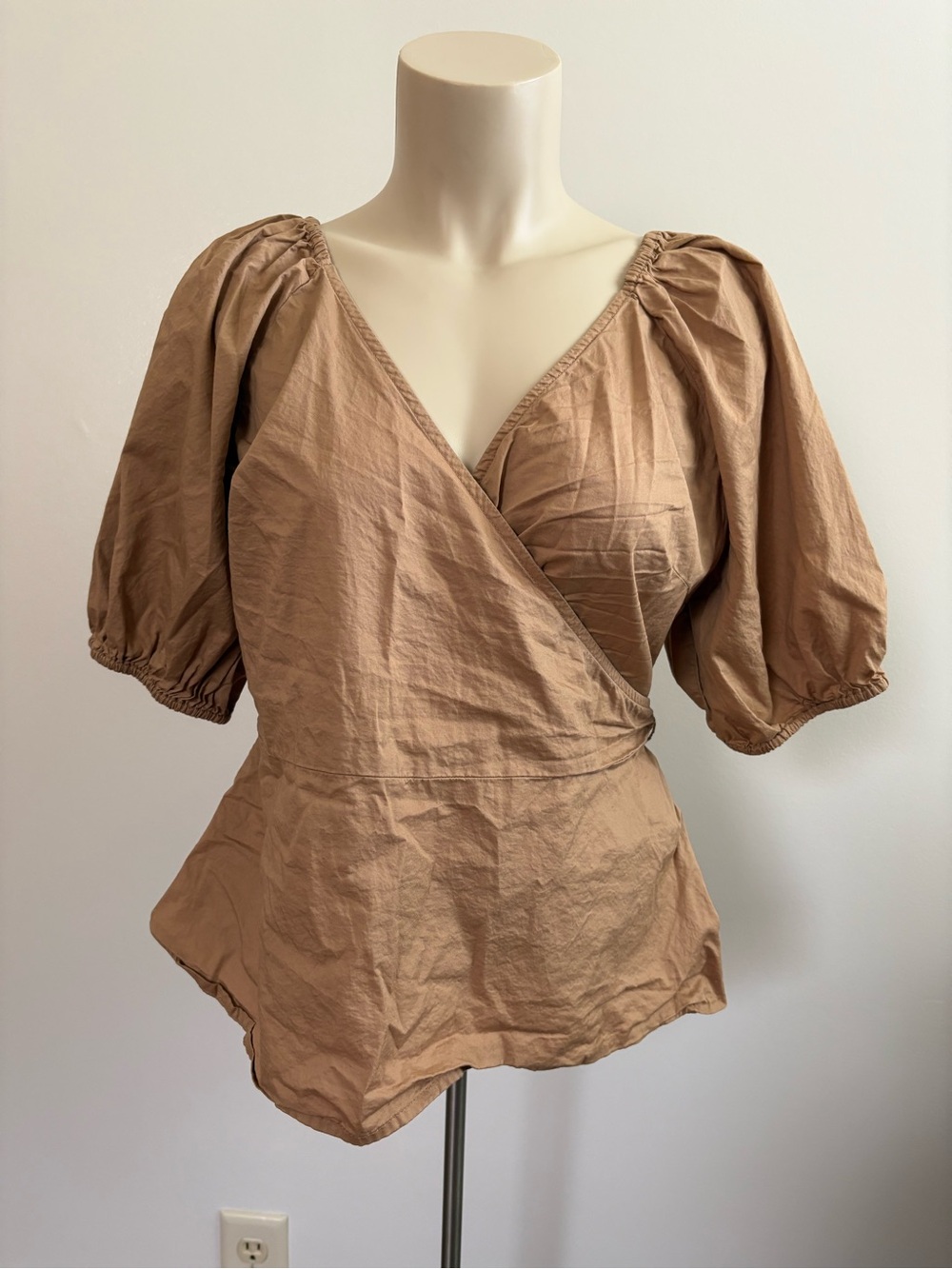 Old Navy Camel Puff Sleeve Smocked Back Wrap Blouse Size Large